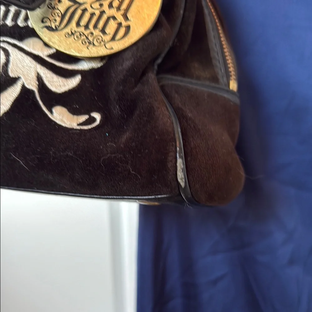 Juicy Couture ROYAL JUICY brown gold bowler bag purse Y2K - Picture 3 of 16